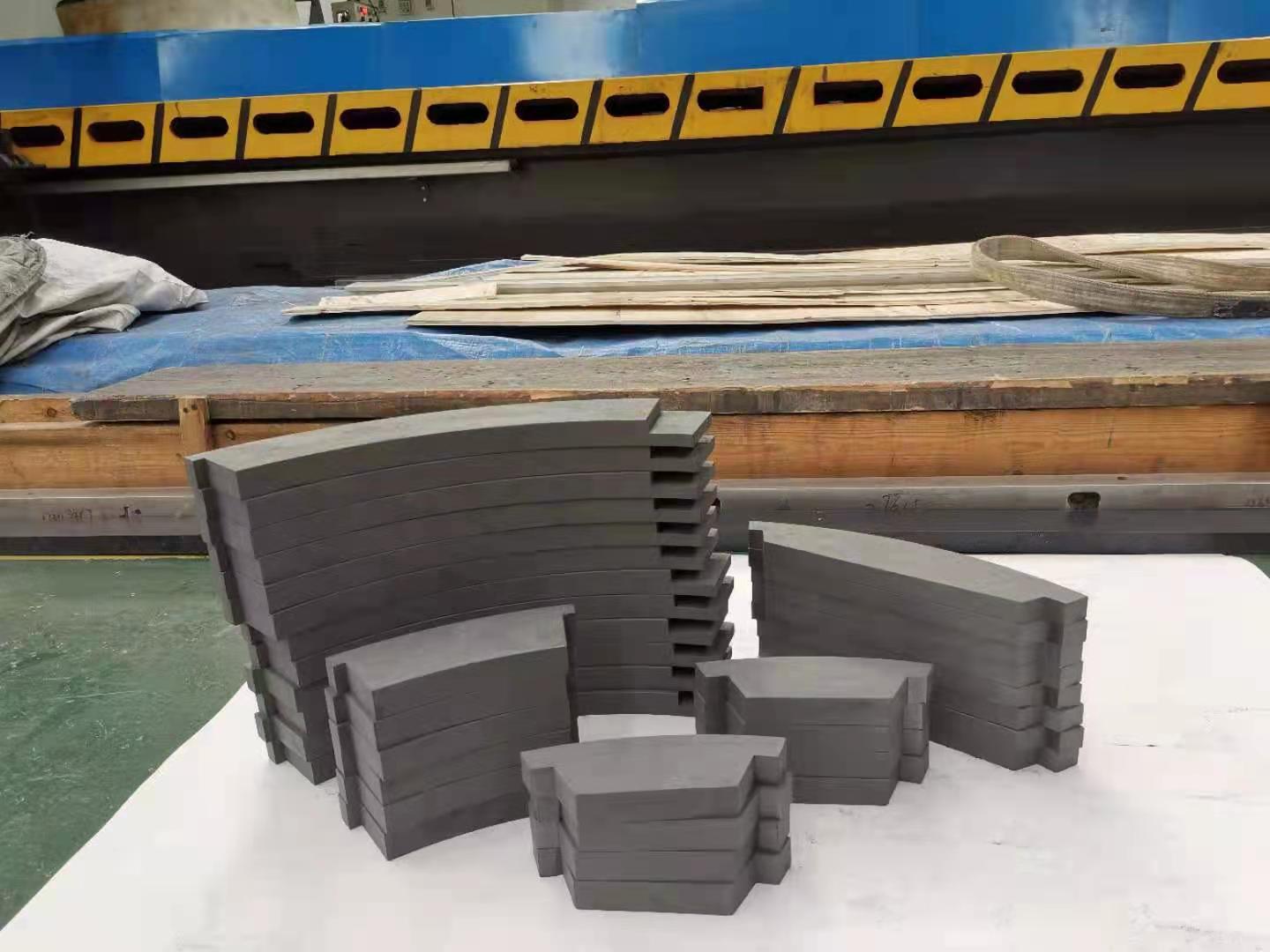 B9C05DFE24E5B14268877C869939665